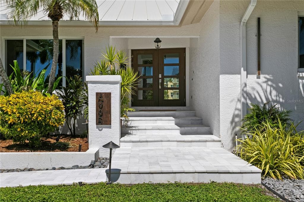 4995 58TH AVENUE S 4