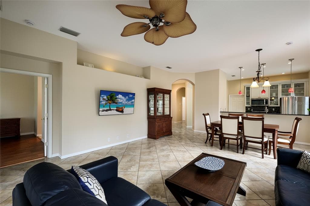8728 52ND DRIVE E photo 12
