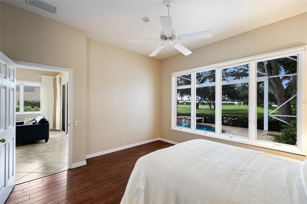 8728 52ND DRIVE E photo 19