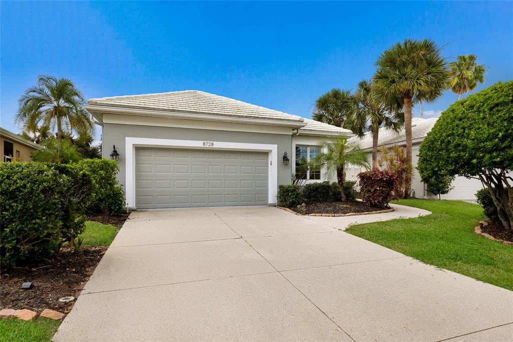 8728 52ND DRIVE E photo 4