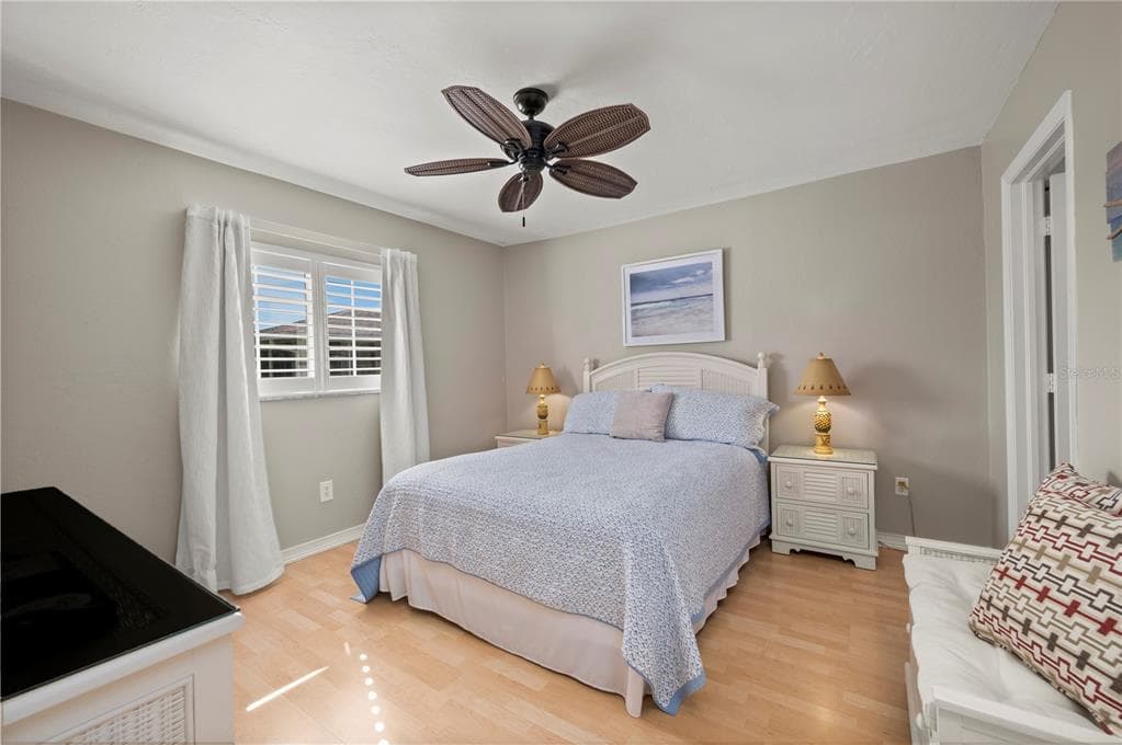 3310 LOVELAND BOULEVARD 2504 photo 15