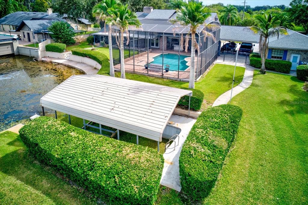 3060 TOHOPEKALIGA DRIVE 4