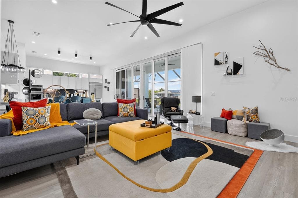 9 CROSSGATE COURT E photo 13