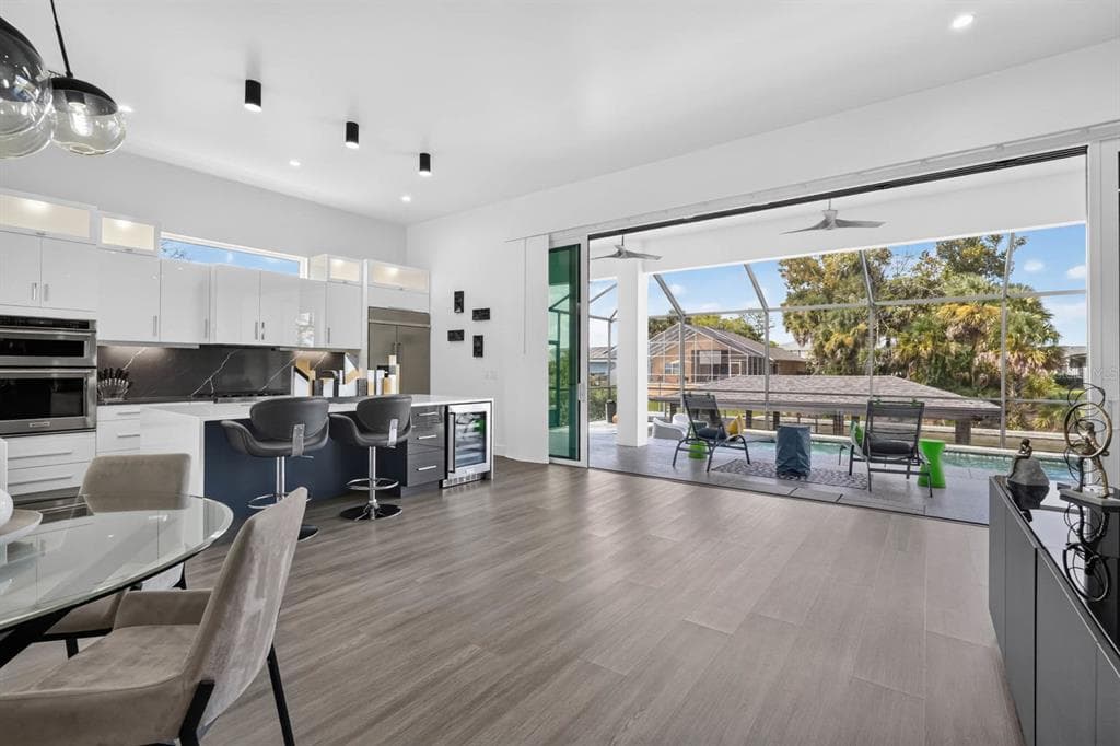 9 CROSSGATE COURT E photo 15