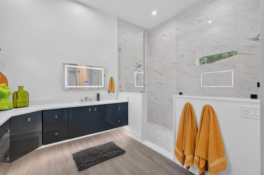 9 CROSSGATE COURT E photo 21