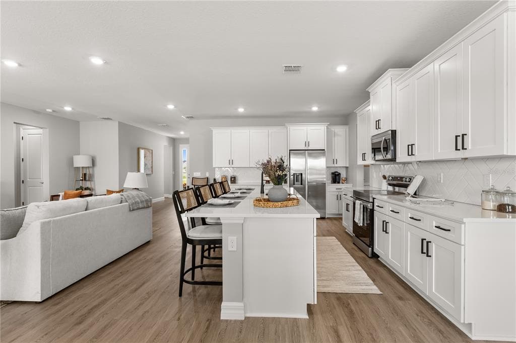 13276 PACE CIRCLE photo 11