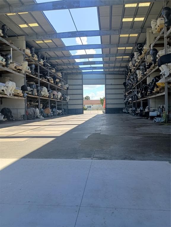 100 CIRCUIT ROAD S-7 photo 5