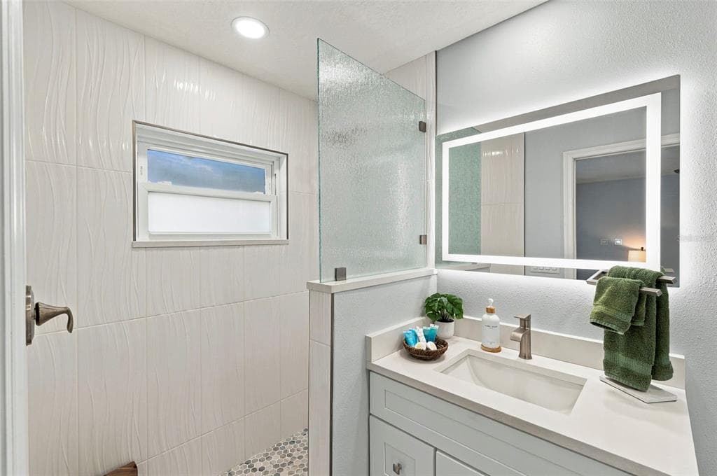 6027 BEVERLY DRIVE photo 23