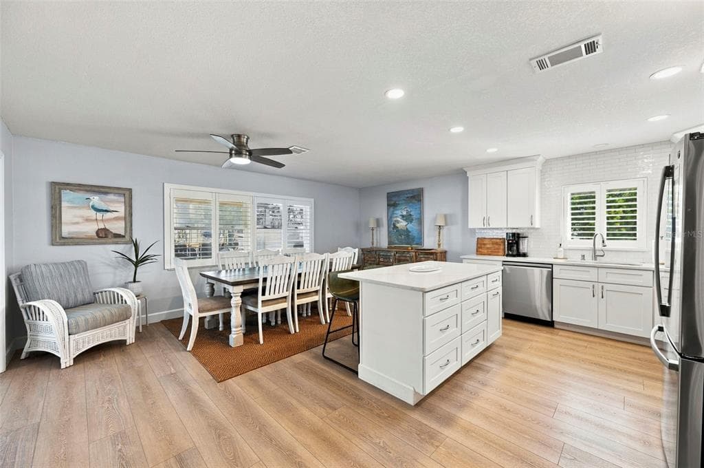 6027 BEVERLY DRIVE photo 10