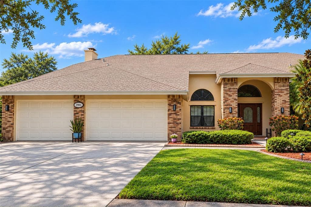 2986 CIELO CIRCLE N photo 2