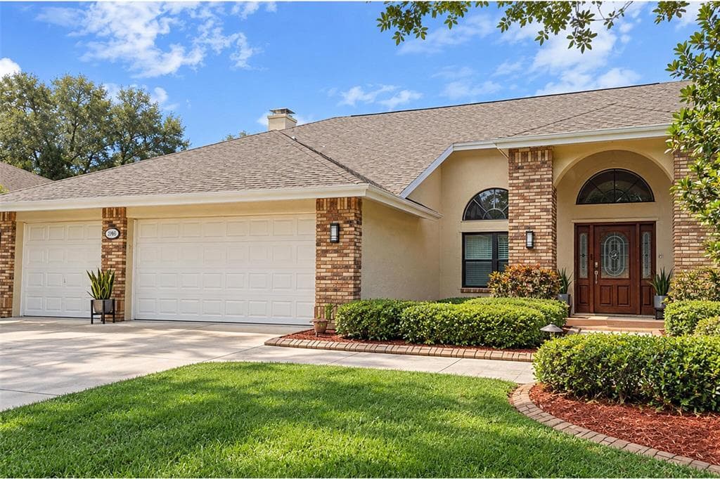 2986 CIELO CIRCLE N photo 1