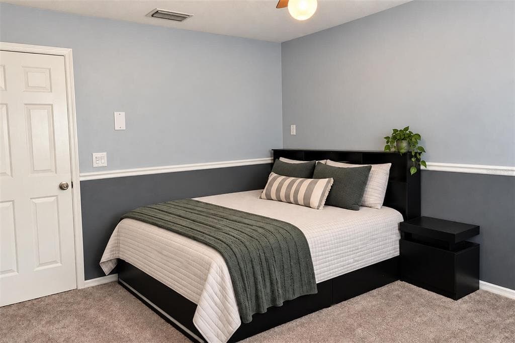 2986 CIELO CIRCLE N photo 24