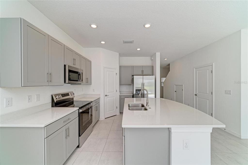 5695 ARCHIPELAGO STREET photo 16