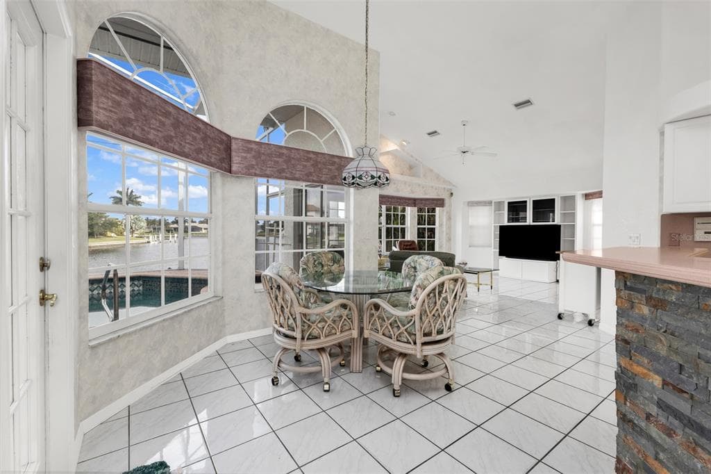 476 MACEDONIA DRIVE photo 16