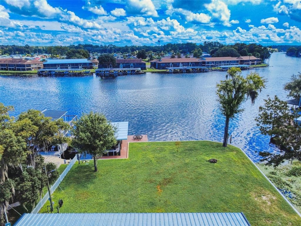 56108 SAWGRASS ROAD photo 3