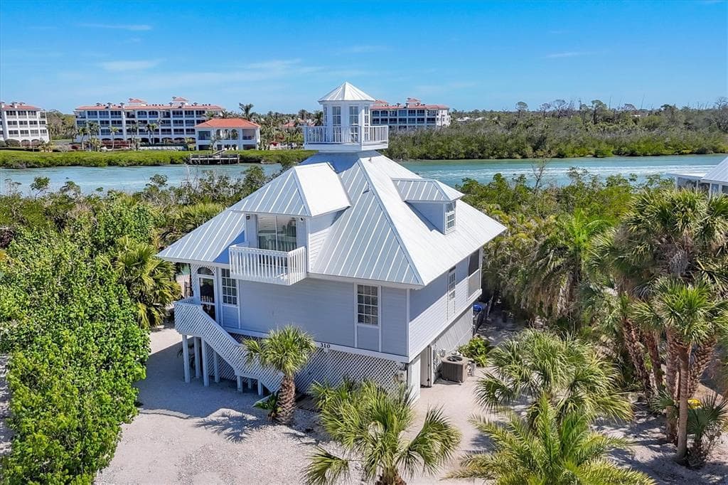 310 KETTLE HARBOR DRIVE 1
