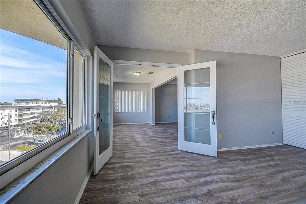 100 BLUFF VIEW DRIVE 514A photo 20