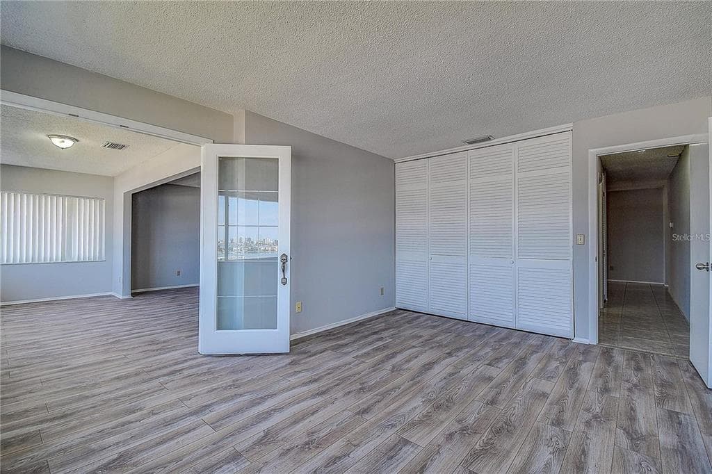 100 BLUFF VIEW DRIVE 514A photo 21