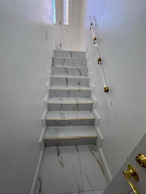 5451 TROPIC DRIVE photo 2
