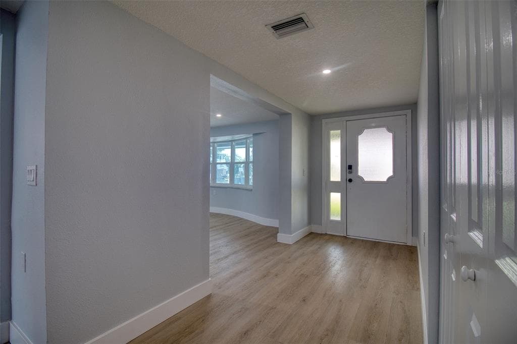 13812 MATTIX AVENUE photo 6