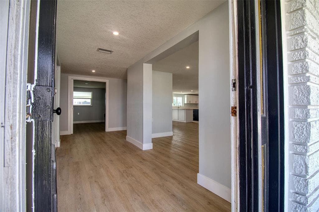 13812 MATTIX AVENUE photo 5
