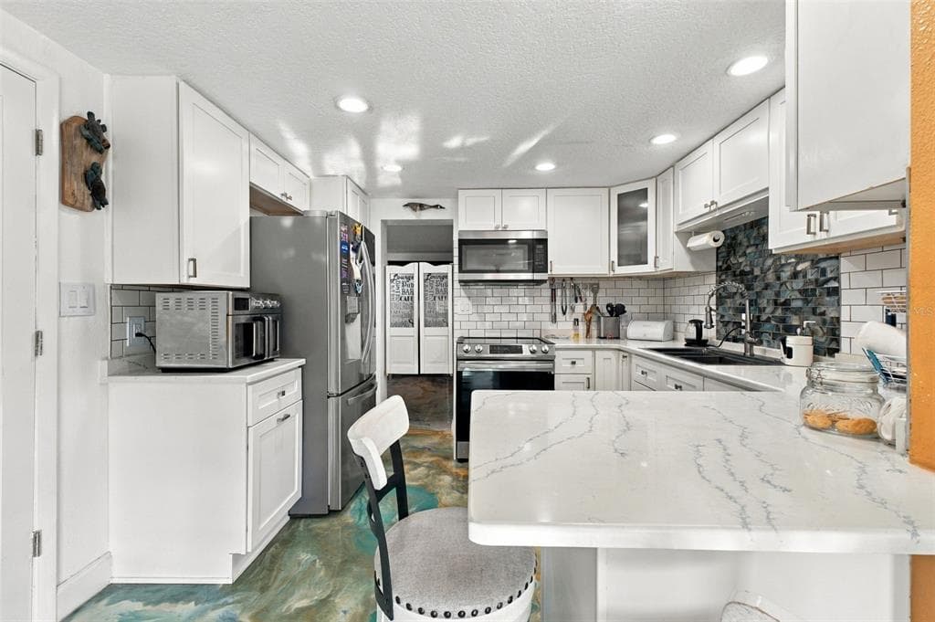 13736 JUDY AVENUE photo 10