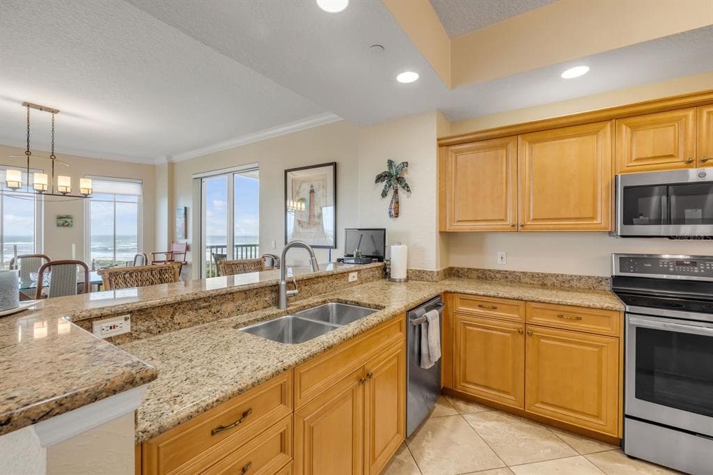 259 MINORCA BEACH WAY 902 photo 14