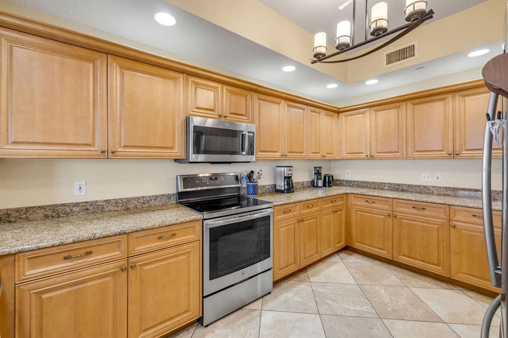 259 MINORCA BEACH WAY 902 photo 15