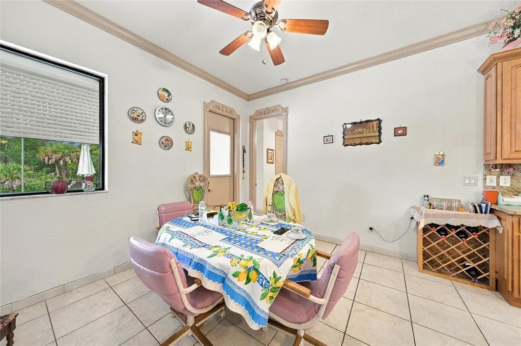 3079 CABARET STREET photo 22