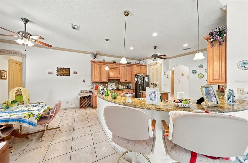 3079 CABARET STREET photo 20