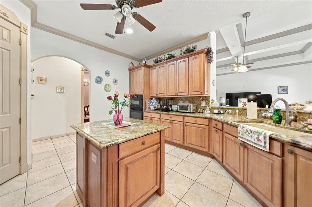 3079 CABARET STREET photo 19