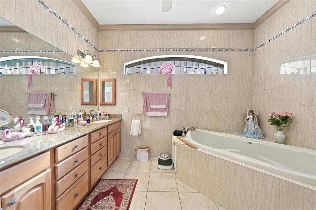 3079 CABARET STREET photo 25