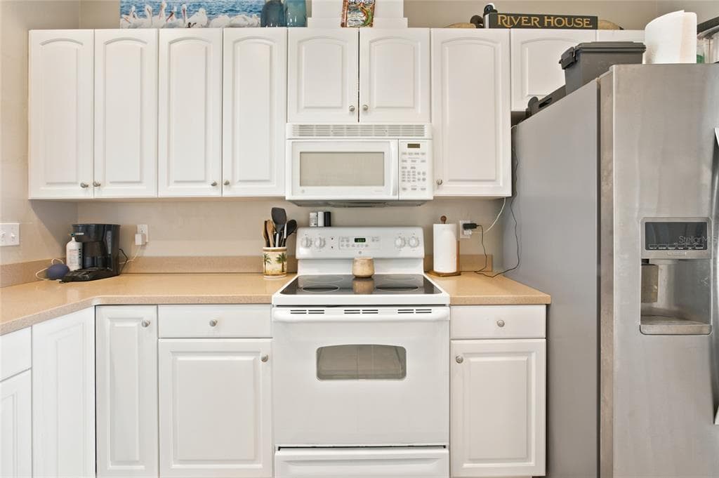 208- 54 SE 910 AVENUE 208 photo 8