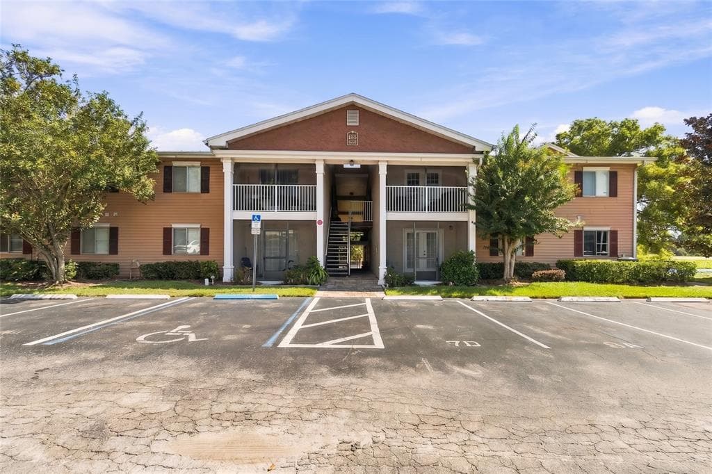 185 N PEARL LAKE CAUSEWAY #110 2