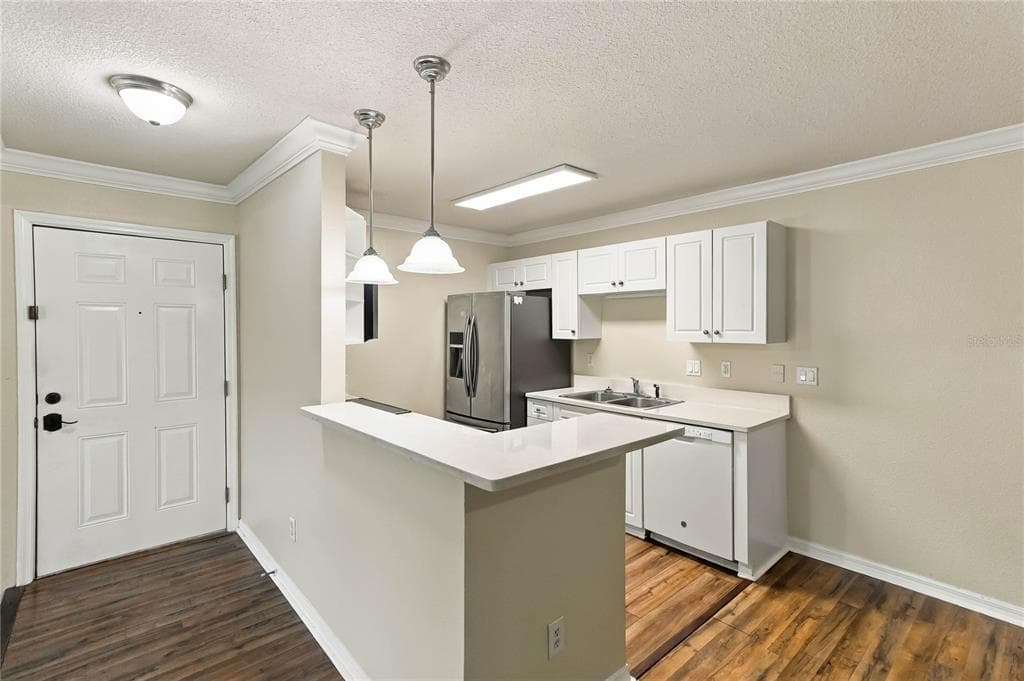 185 N PEARL LAKE CAUSEWAY 110 photo 10