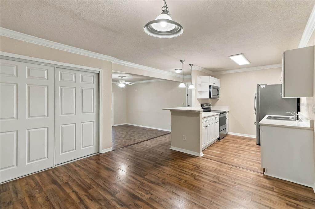 185 N PEARL LAKE CAUSEWAY 110 photo 8
