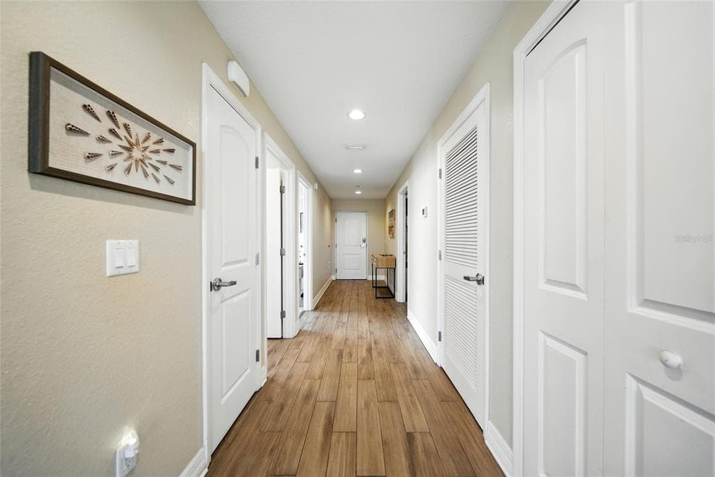 706 BAYWAY BOULEVARD 203 photo 6