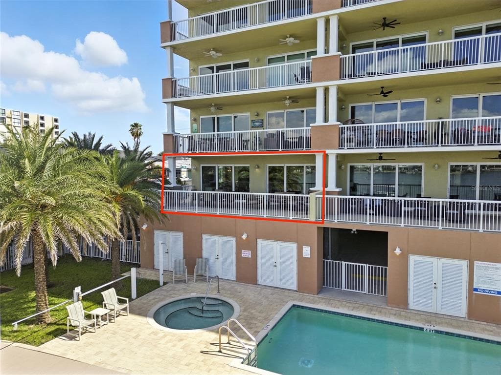 706 BAYWAY BOULEVARD 203 photo 3
