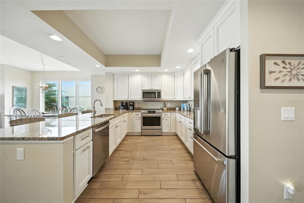 706 BAYWAY BOULEVARD 203 photo 8