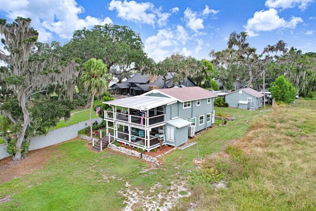 11337 KNIGHTS GRIFFIN ROAD photo 13
