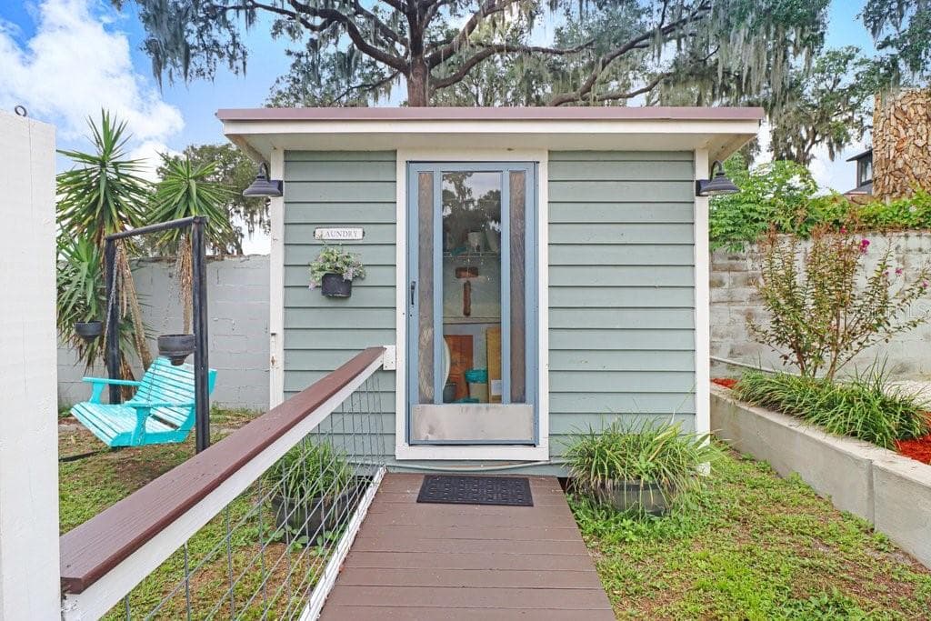 11337 KNIGHTS GRIFFIN ROAD photo 19