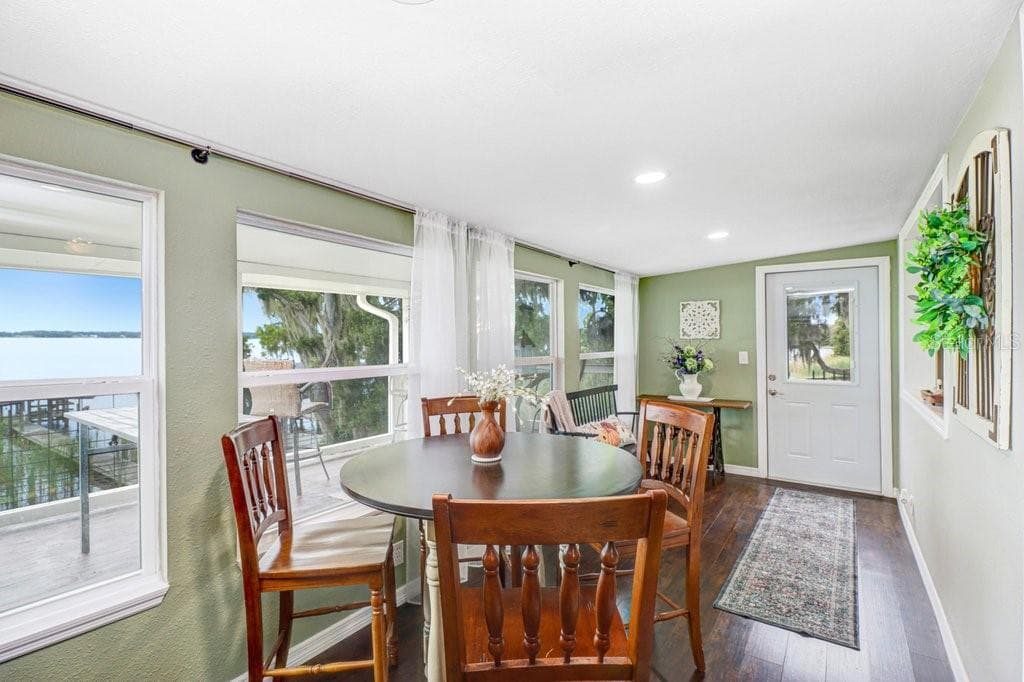 11337 KNIGHTS GRIFFIN ROAD photo 25