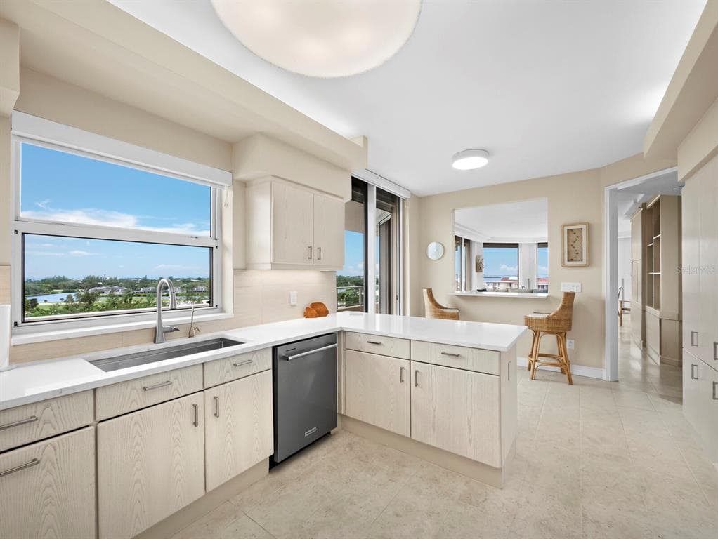 3060 GRAND BAY BOULEVARD 162 photo 15
