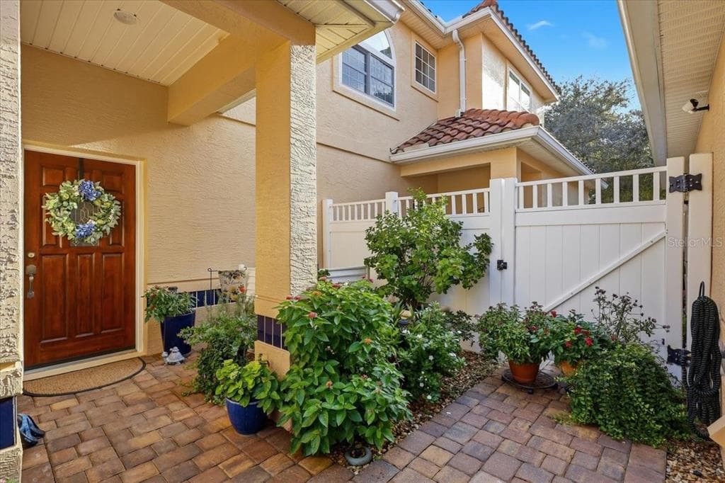 2 MARINA POINT PLACE photo 6