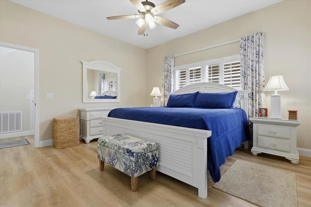 2 MARINA POINT PLACE photo 22