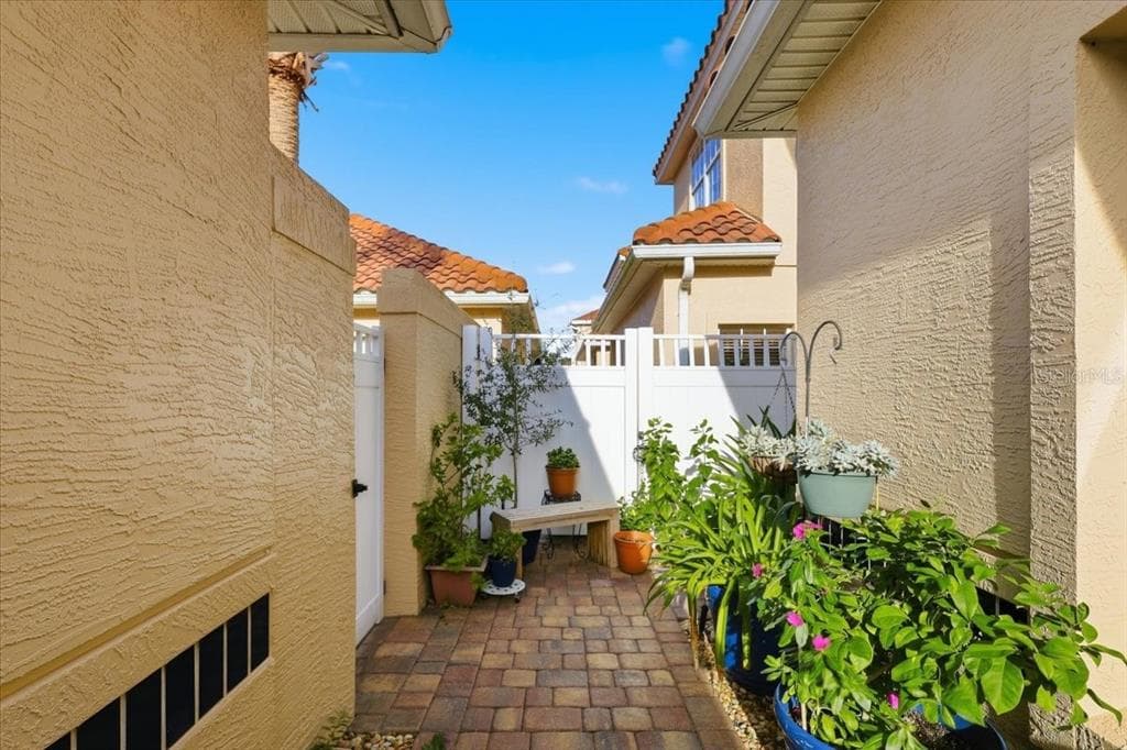 2 MARINA POINT PLACE photo 18