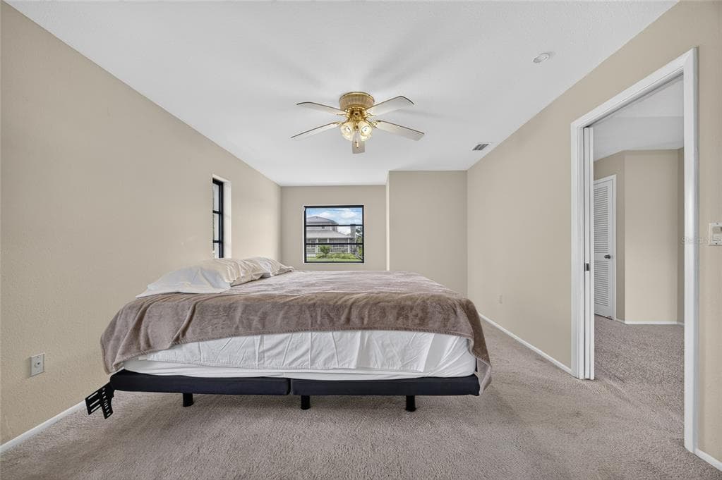 300 TARPON WAY photo 17