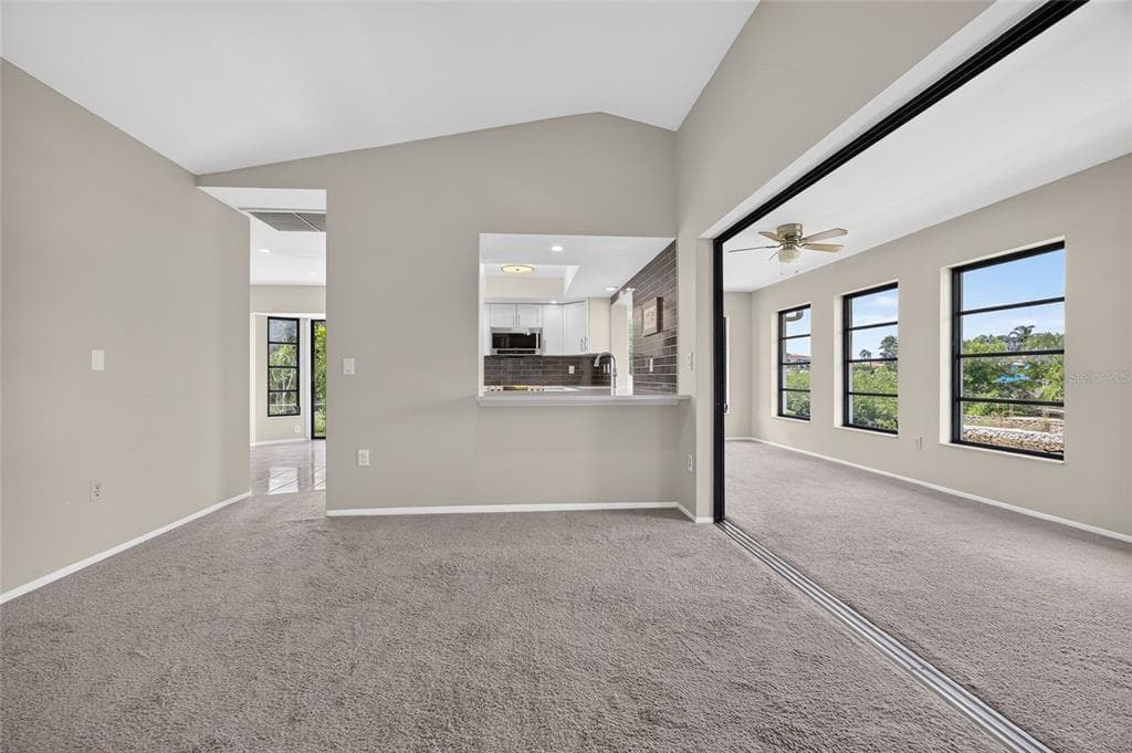 300 TARPON WAY photo 7