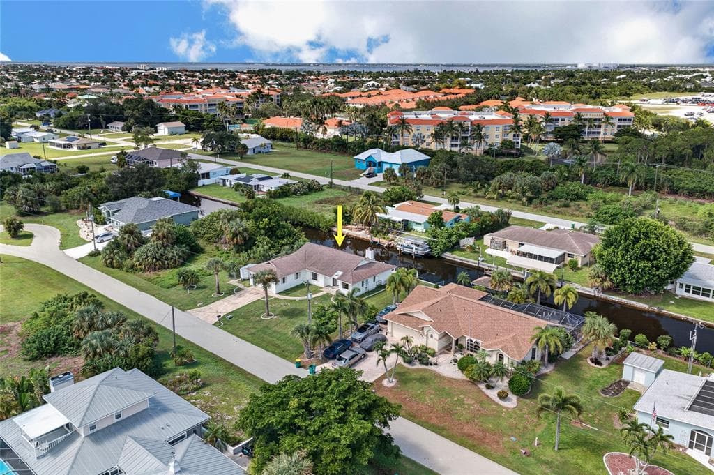 300 TARPON WAY photo 3