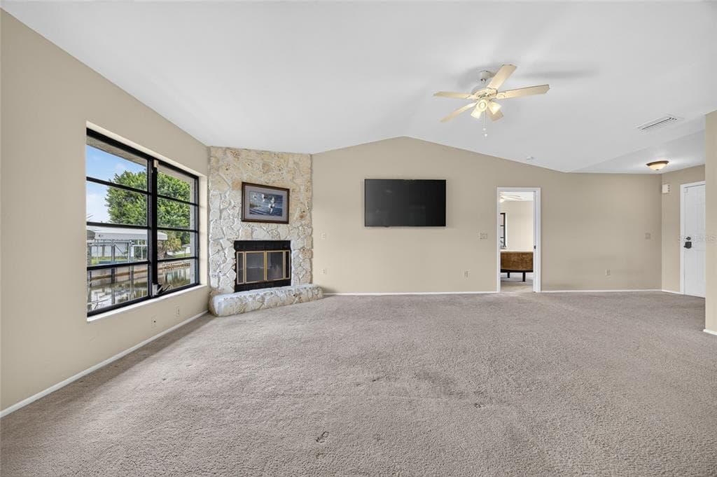 300 TARPON WAY photo 4